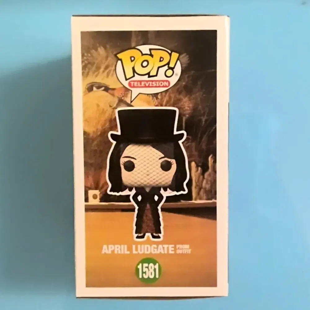 NIB Funko Pop! Parks & Recreation #1581 April Ludgate Prom Outfit